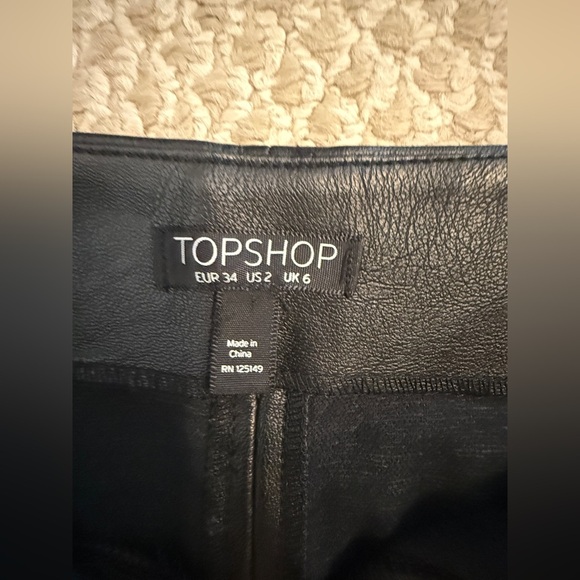 TOPSHOP Faux Leather Buckle Zip Miniskirt SIZE: 2 - Picture 11 of 13